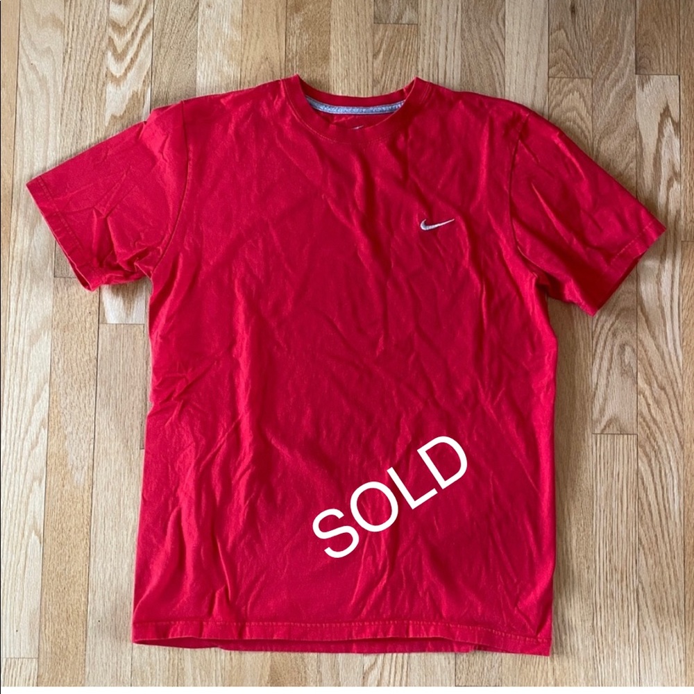 Mens Nike T-shirt